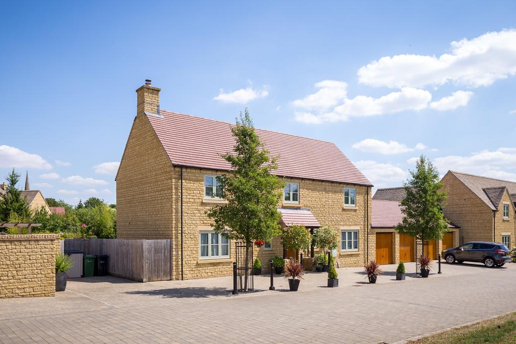 Top Farm, Kemble GL7 4 bed house £950,000