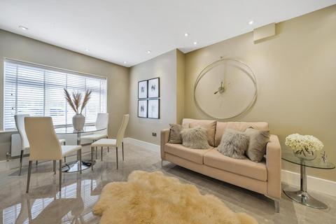 144 Maple Road, London, SE20 8JB