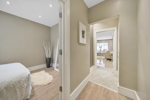 144 Maple Road, London, SE20 8JB