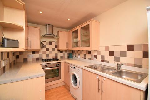 4/2 Seafield Road, Edinburgh, EH6 7LD