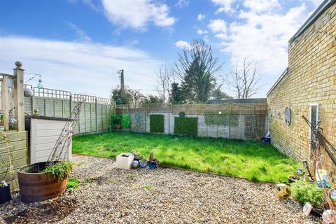 Baes Cottage Ramsgate Road, Sarre, Birchington, CT7 0LF