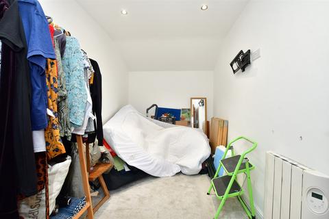 Baes Cottage Ramsgate Road, Sarre, Birchington, CT7 0LF