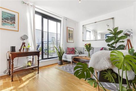 2 bedroom flat for sale - Devons Road, London, Greater London, E3 3AN