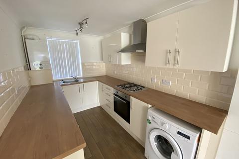 2 bedroom terraced house to rent, Killan Road, Dunvant, Swansea, SA2