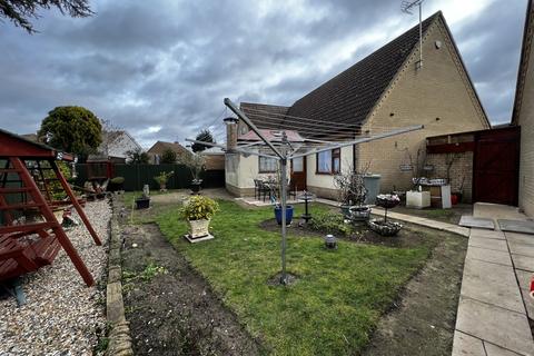 2 bedroom bungalow for sale, Beck Row, Bury St. Edmunds, Suffolk, IP28