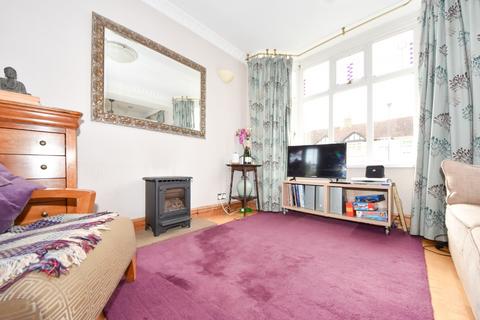 58 Hanworth Road, Warwick, CV34 5DX