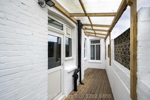 45a Algernon Road, London, NW4 3SY