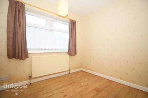 2 bedroom bungalow for sale - Hillside Close,  Thornton-Cleveleys, FY5