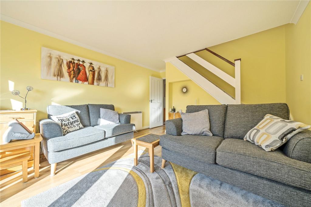 King Edward Road, EN5 2 bed end of terrace house £520,000