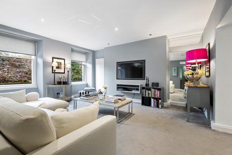 7 Beaconsfield Road, G12 0PJ