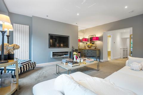 7 Beaconsfield Road, G12 0PJ
