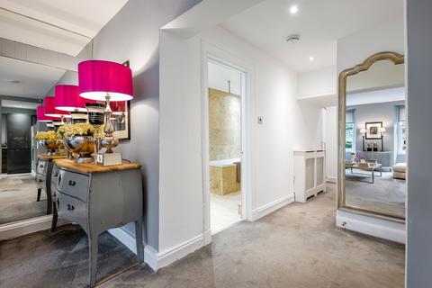 7 Beaconsfield Road, G12 0PJ