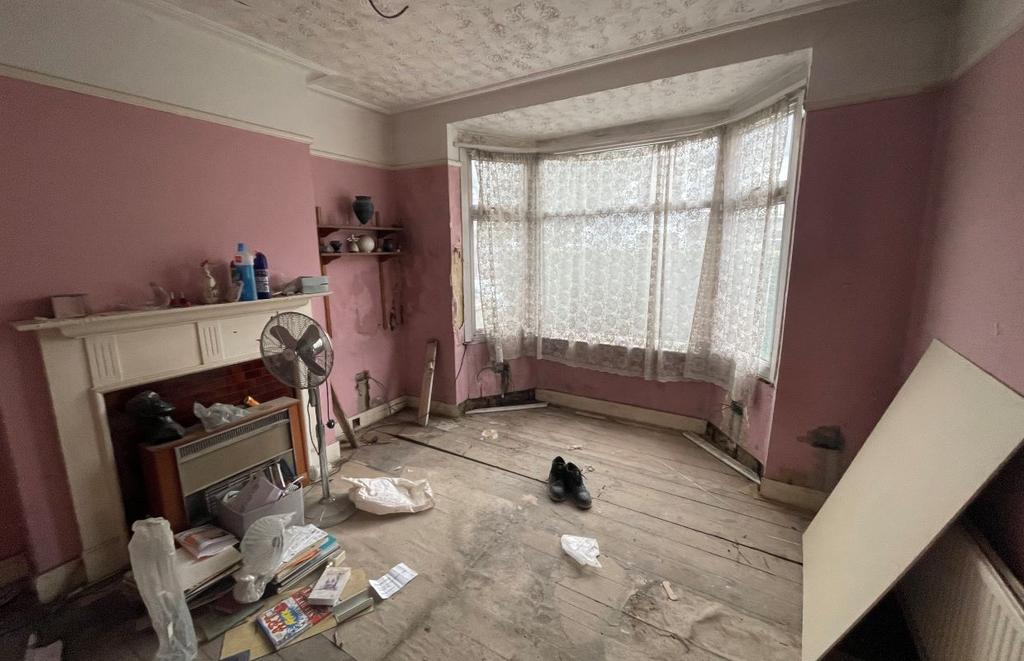 145 Burges Road, East Ham, London, E6... 3 bed terraced house £300,000