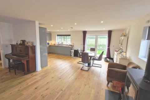 22 Green Meadows, Camelford, PL32 9UD