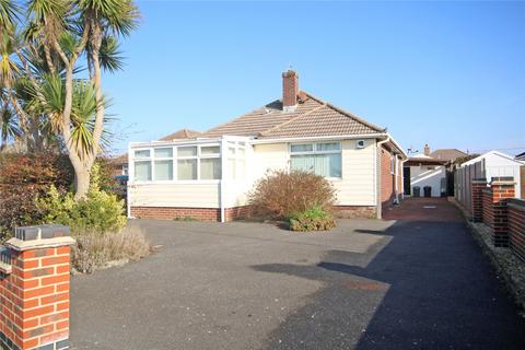 2 bedroom bungalow for sale, Arnolds Close, Barton on Sea, New Milton, Hampshire, BH25