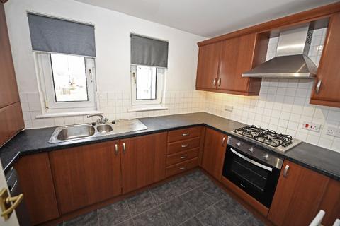 2 bedroom flat to rent, Miller Street, Dumbarton, West Dunbartonshire, G82