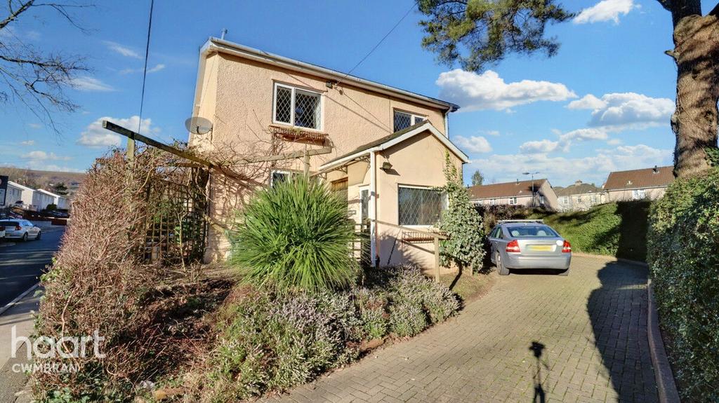 Ton Road, Cwmbran 2 bed detached house £270,000
