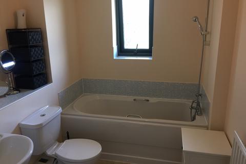 2 bedroom flat to rent, Explorer Court, Plymouth PL2