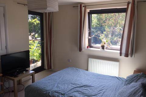 2 bedroom flat to rent, Explorer Court, Plymouth PL2
