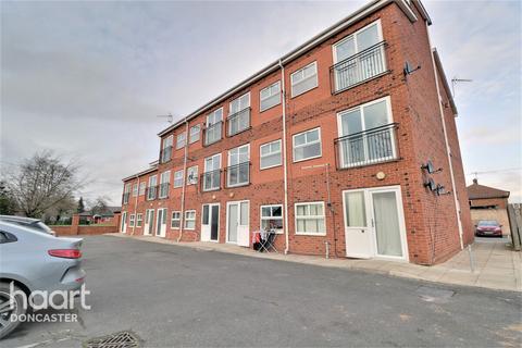 1 bedroom flat for sale, Amersall Road, Scawthorpe, Doncaster