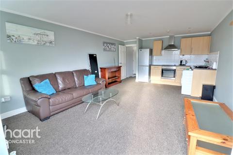 1 bedroom flat for sale, Amersall Road, Scawthorpe, Doncaster