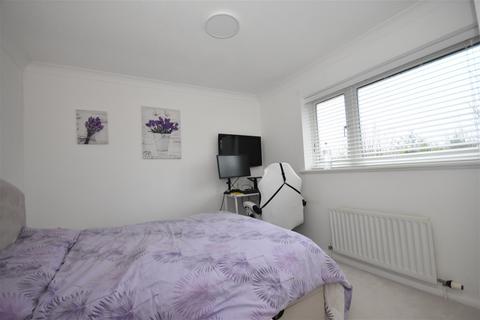 3 Hasletts Close, Tunbridge Wells, TN1 2EE