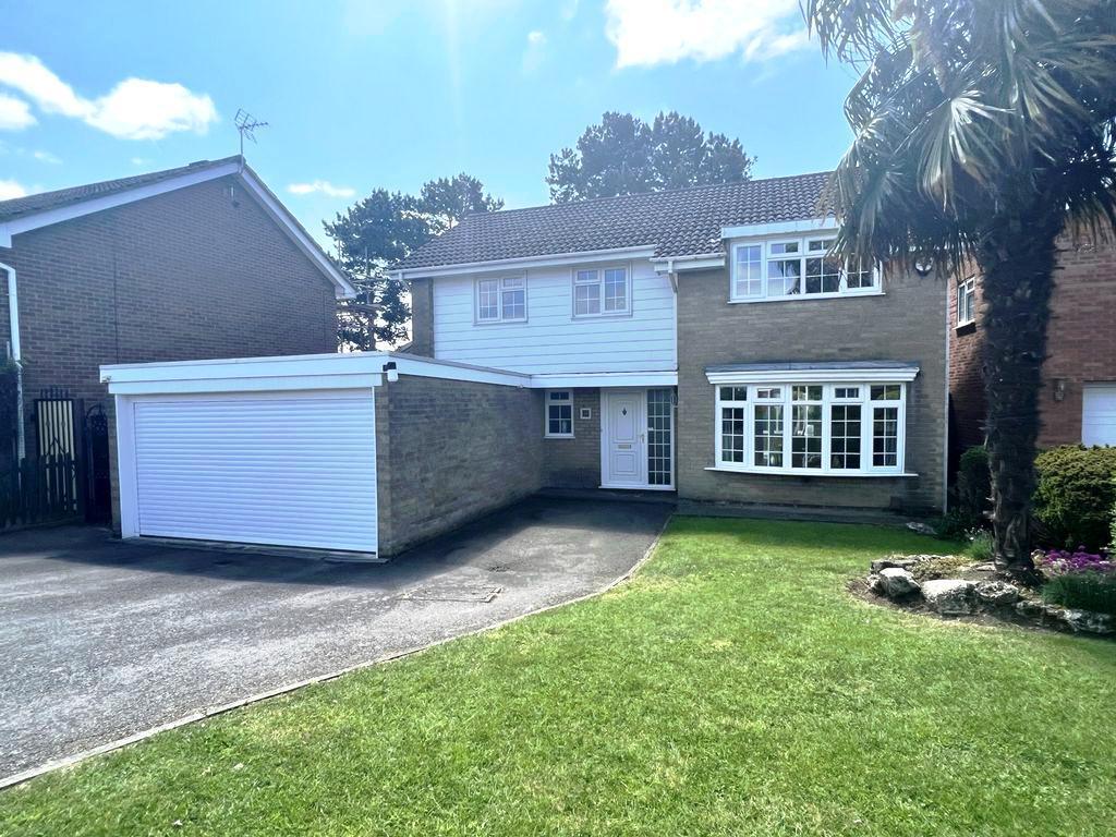 The Yews, Oadby, LE2 4 bed detached house £660,000