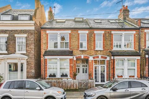 65 Smeaton Road, London, SW18 5JJ