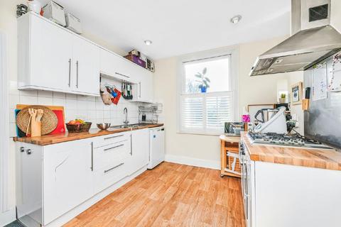 65 Smeaton Road, London, SW18 5JJ