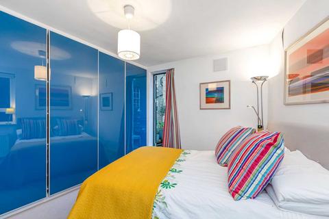 3 bedroom maisonette for sale, Moreton Terrace, London, SW1V
