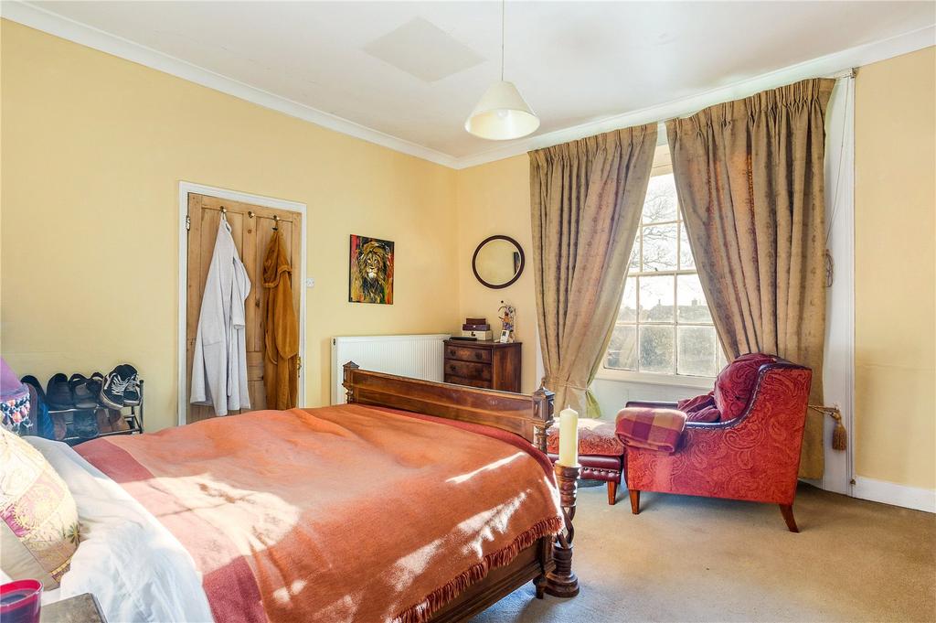 Main Bedroom
