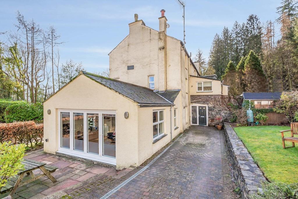 1 Pine Vale Cottages, Thornthwaite, Keswick, Cumbria, CA12 5SF 3 bed