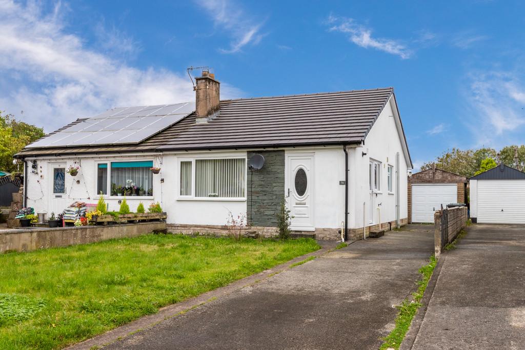74 Helmside Road, Oxenholme, Kendal, LA9 7HA 2 bed semidetached