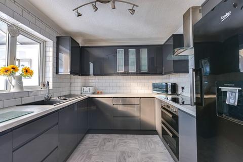 35 Coniston, Southend-on-sea, SS2 6SL