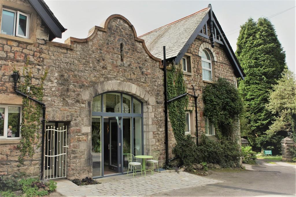 Redhills Road, Arnside, Carnforth... 3 bed barn conversion £1,250 pcm