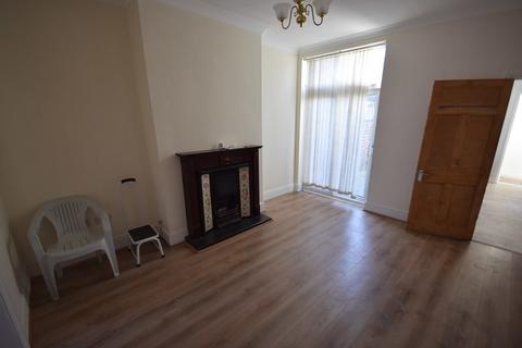 2 bedroom terraced house to rent, Scott Lidgett Road, Stoke-on-Trent