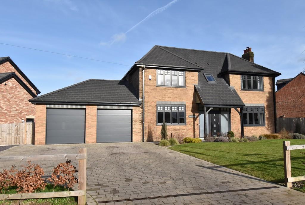 Mill Hill Lane, Northallerton 4 bed detached house £675,000