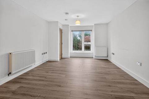 undefined, Clos Y Gadwyn, Cardiff