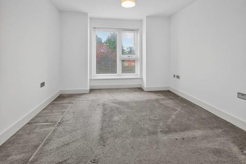 undefined, Clos Y Gadwyn, Cardiff