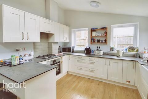187 Darnley Road, Rochester, ME2 2UJ
