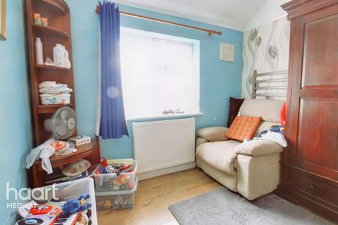 187 Darnley Road, Rochester, ME2 2UJ