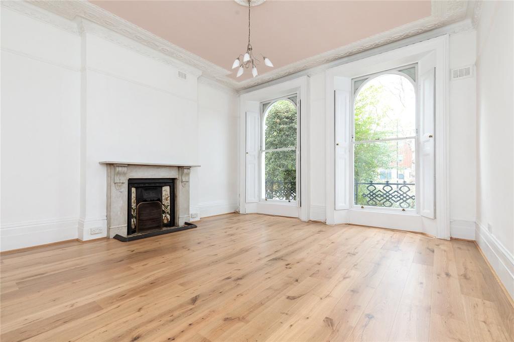 Highbury New Park, Highbury, Islington, London 2 bed flat £3,250 pcm