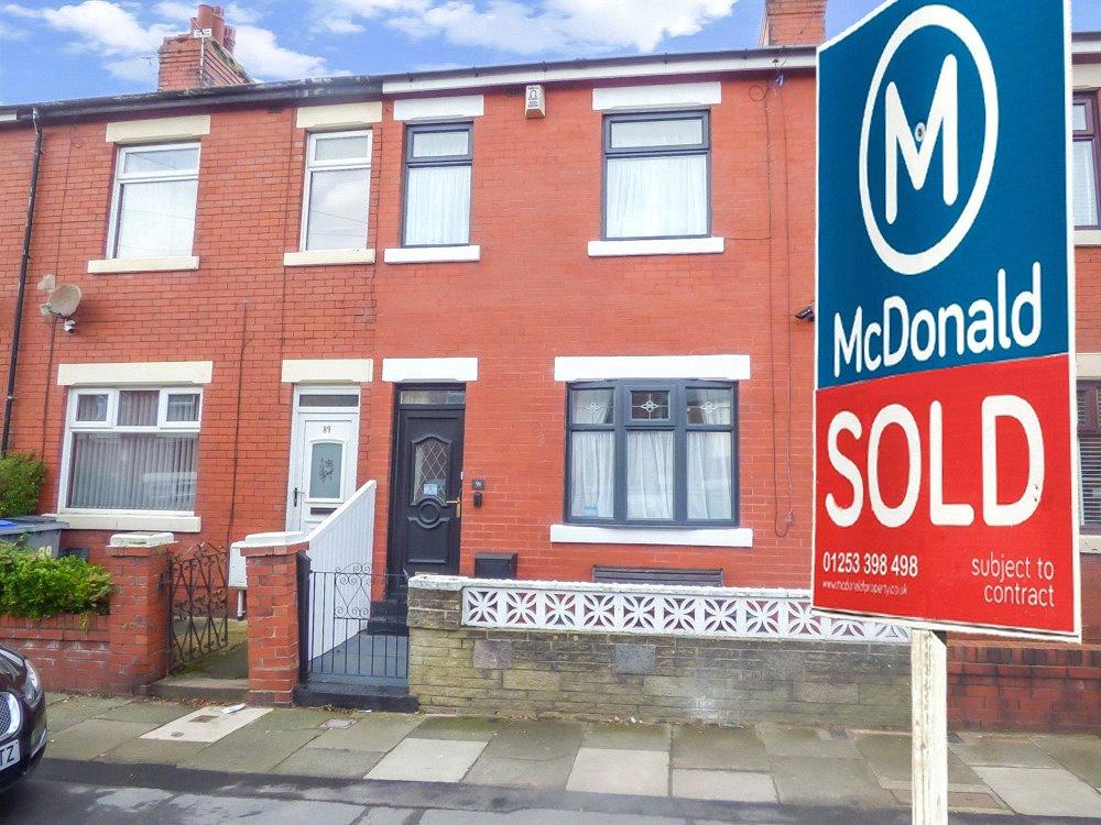Sharow Grove, Blackpool, Lancashire 2 bed terraced house £94,950