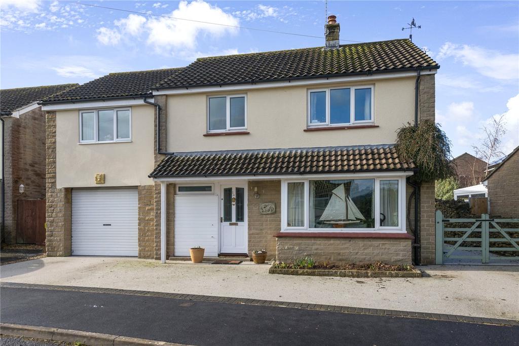 Manor Close, Charlton Horethorne... 4 bed detached house £450,000