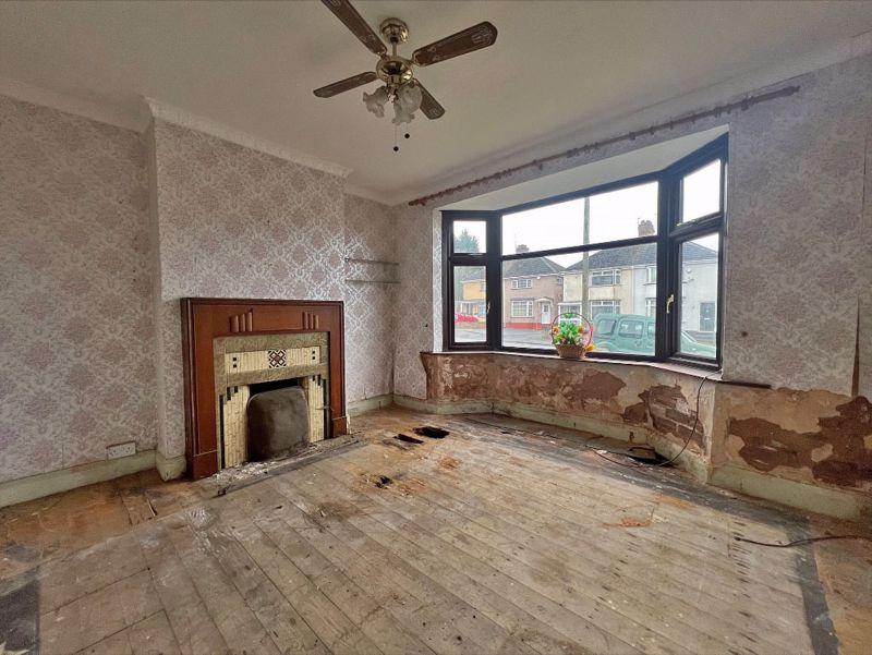 Sherborne Road, WOLVERHAMPTON 3 bed semidetached house £115,000