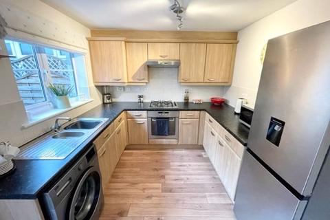 21 Broadacres, Bailiff Bridge, Brighouse, HD6 4DB