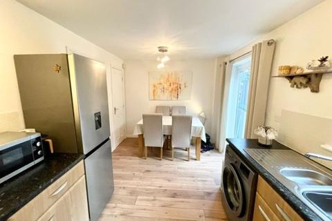 21 Broadacres, Bailiff Bridge, Brighouse, HD6 4DB