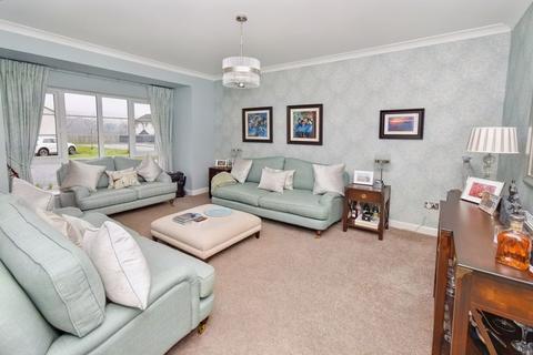 5 bedroom detached house for sale - Stanehill Avenue, Kilsyth