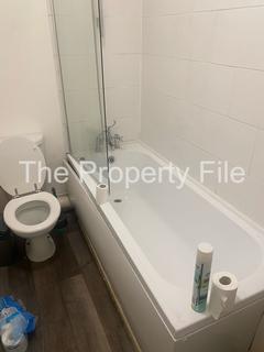 6 bedroom flat to rent, Wilmslow Road, Manchester M20
