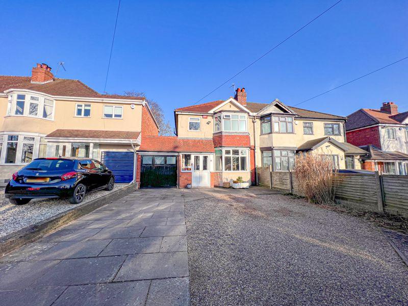 Chester Road, Streetly, Sutton... 3 bed semidetached house £400,000
